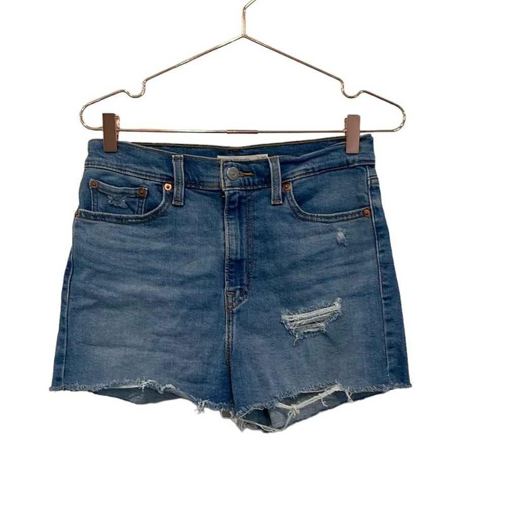 Levi’s Distressed High Rise Denim Shorts in Sapphire Dust - Size 29, Medium Wash